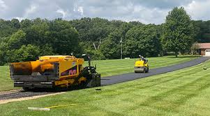 Professional Driveway Paving  in Combined Locks, WI